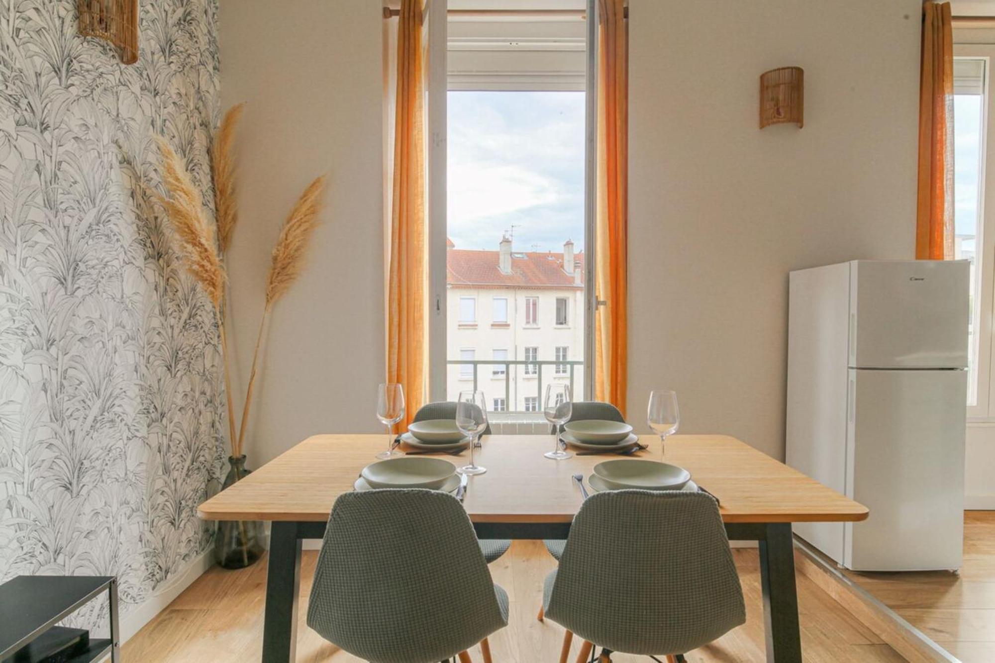 Duplex Spacieux Et Design Proche La Part-Dieu Apartment Lyon Exterior photo